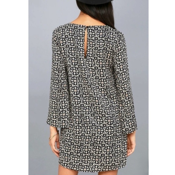 Amuse Society Barcelona Long Sleeve Paisley Mini Kimono Sleeve Dress Size S - Picture 2 of 11